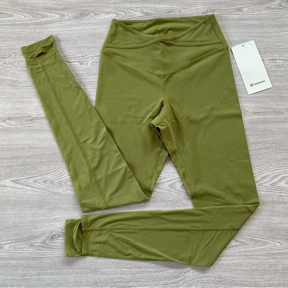 NWT Lululemon Nulu and Crisscross Mesh Stirrup Tight in Bronze Green Size 6